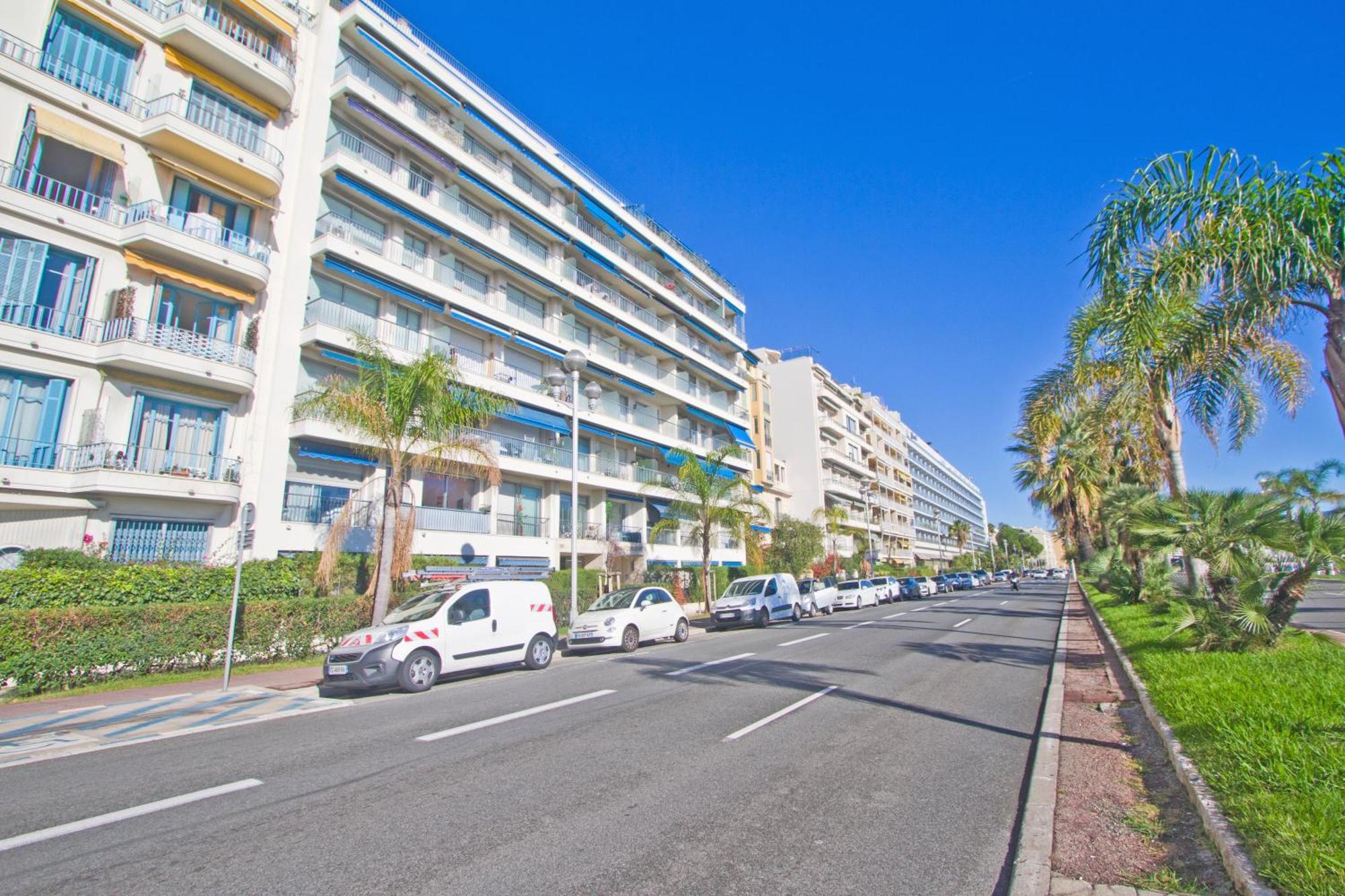 Le Copacabana Riviera Nice Bagian luar foto